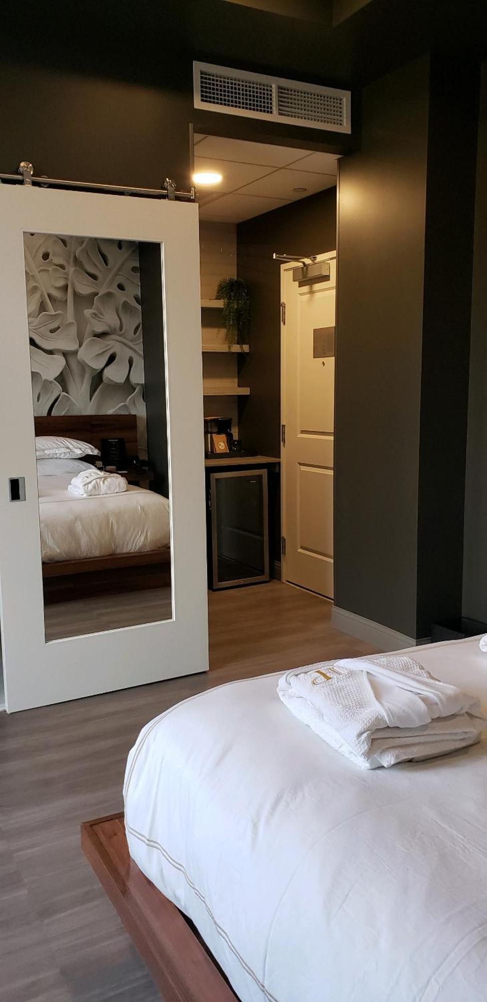 Hotel On Phillips 수폴스 외부 사진