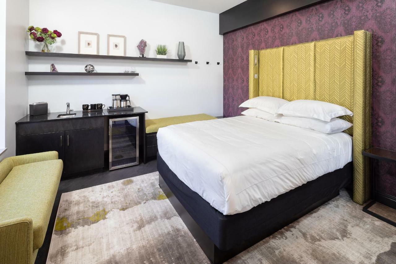 Hotel On Phillips 수폴스 외부 사진